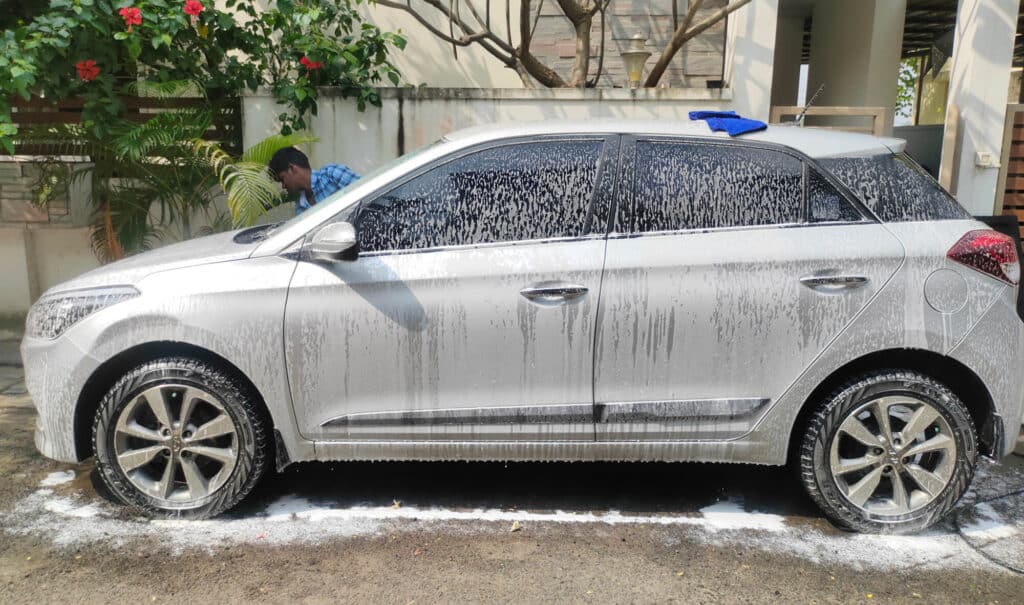 Doorstep-car-wash-in-Chennai