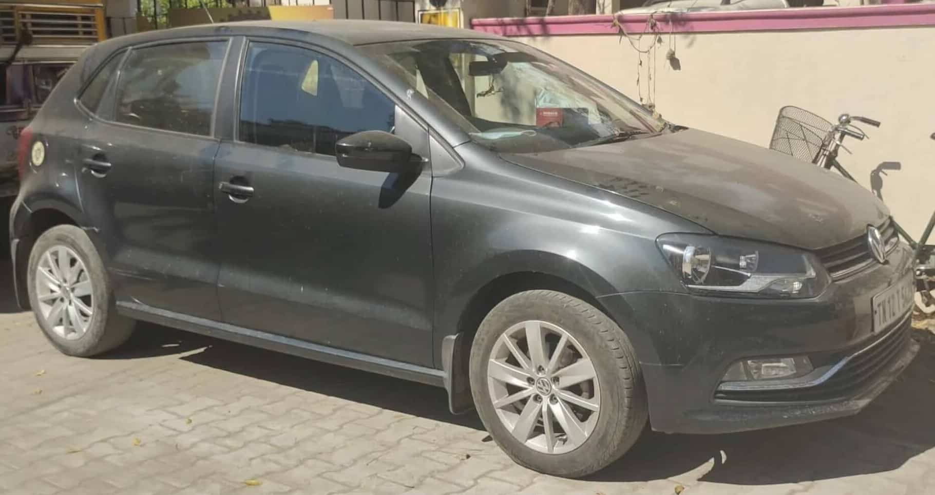 Complete Car Spa 1 Before cleaning - Dirty Car